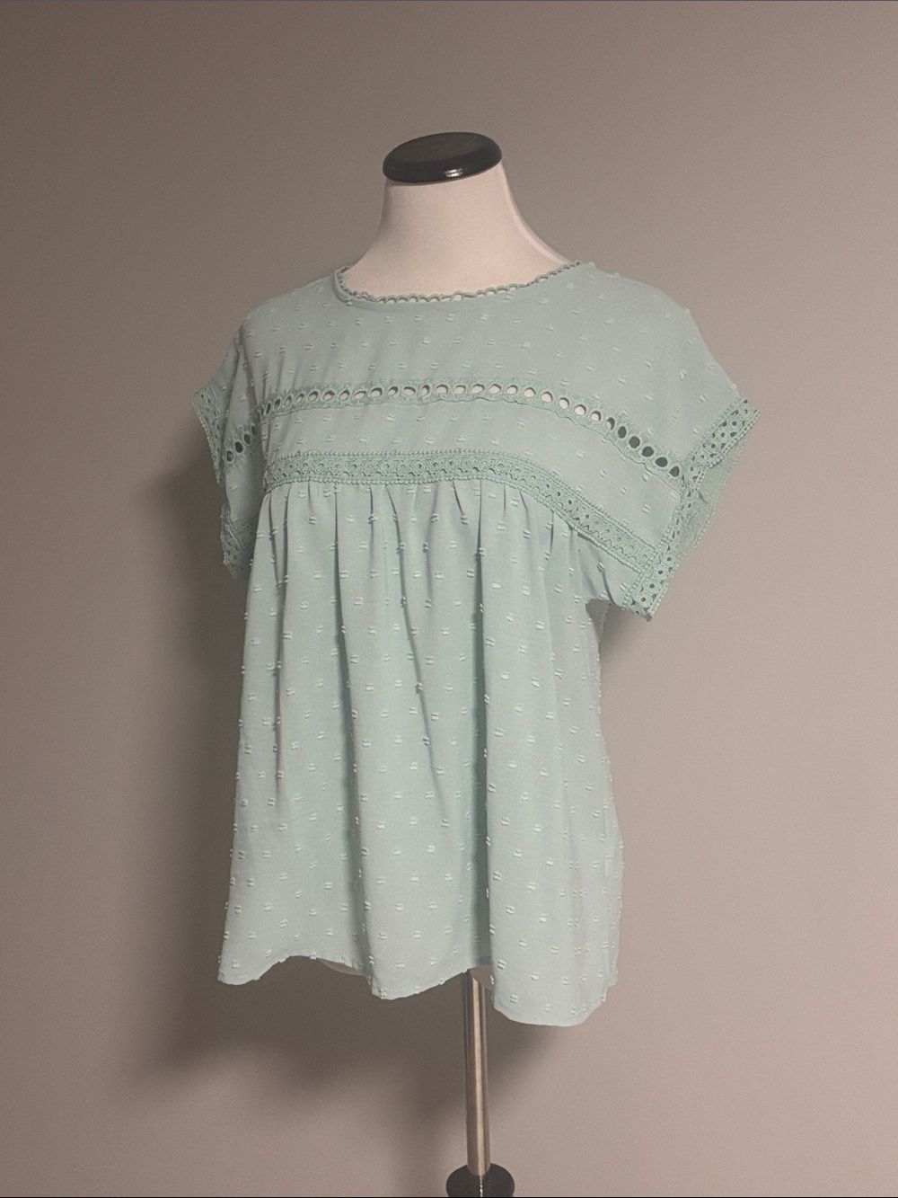 Women’s Light Sage Swiss Dot Lace Yoke Tunic Top